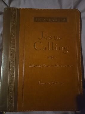 Jesus Calling 365 Day Devotional - Brown Faux Leather